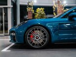 Porsche Panamera GTS-7