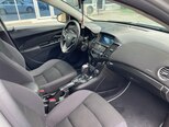 Chevrolet Cruze-11