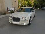 Chrysler 300C-1