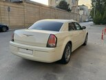 Chrysler 300C-2
