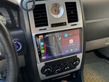 Chrysler 300C-8