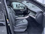 Audi Q7-12