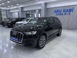 Audi Q7-1