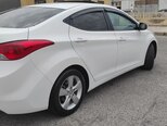 Hyundai Elantra-12