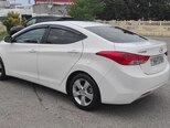 Hyundai Elantra-18