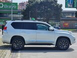 Toyota Land Cruiser Prado-4