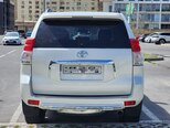 Toyota Land Cruiser Prado-5