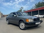 Mercedes 190-1