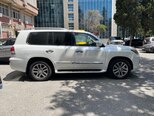 Lexus LX 570-4