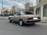 Mercedes 190-5