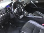 Lexus CT 200h-13