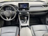 Toyota RAV4-8