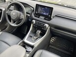 Toyota RAV4-9