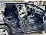 Toyota RAV4-11