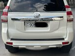 Toyota Land Cruiser Prado-5