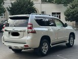 Toyota Land Cruiser Prado-4