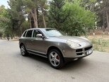Porsche Cayenne-4