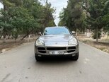 Porsche Cayenne-3