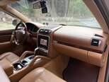 Porsche Cayenne-14