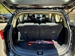 Kia Carens-5