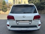 Lexus LX 570-13