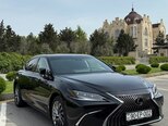 Lexus ES 300h-1