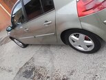 Renault Megane-6