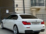 BMW 740-7