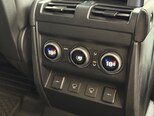 Land Rover Defender-14