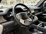 Land Rover Defender-8