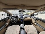 Hyundai Elantra-9