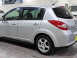 Nissan Tiida-7