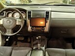 Nissan Tiida-12