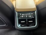 Volvo XC90-26