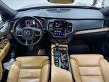 Volvo XC90-25