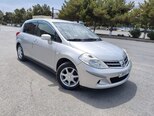 Nissan Tiida-4