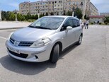 Nissan Tiida-1