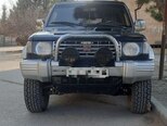 Mitsubishi Pajero-3