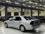 Mercedes C 220-9