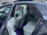 Toyota Prius-11