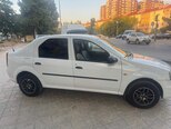 Renault Logan-7