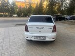 Renault Logan-6