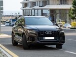 Audi Q7-3