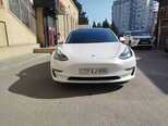 Tesla Model 3-8