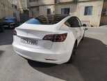 Tesla Model 3-12