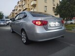 Hyundai Elantra-3