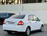 Nissan Tiida-8