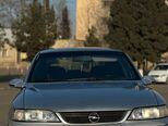Opel Vectra-14