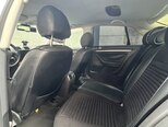 Volkswagen Jetta-5