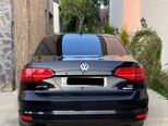 Volkswagen Jetta-2
